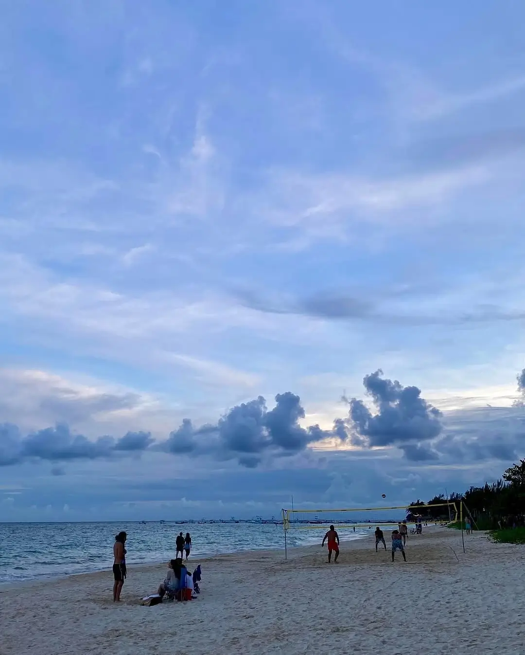 boleibol en playa 72 playa del carmen