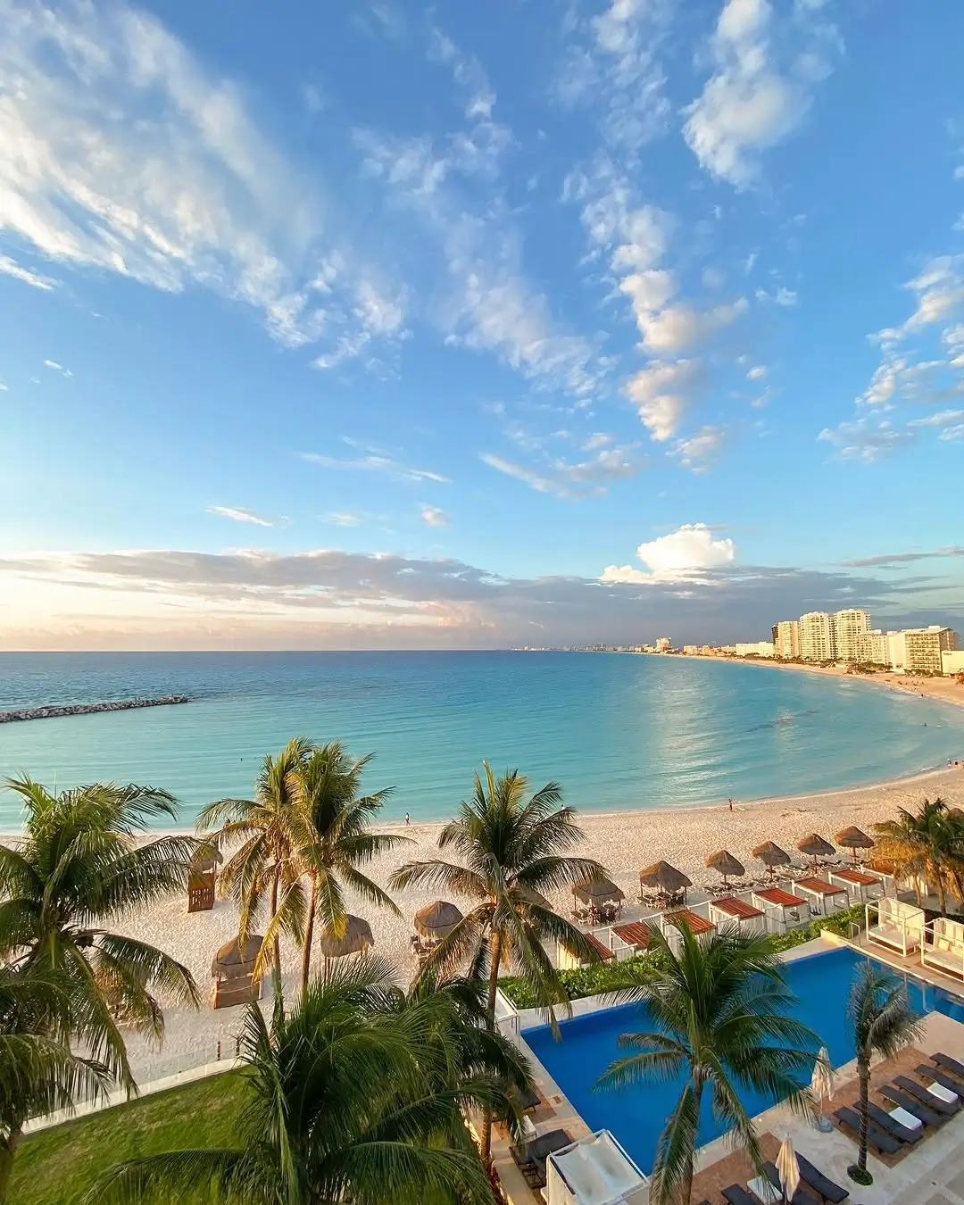 playa gaviota azul en cancún - sargazo info