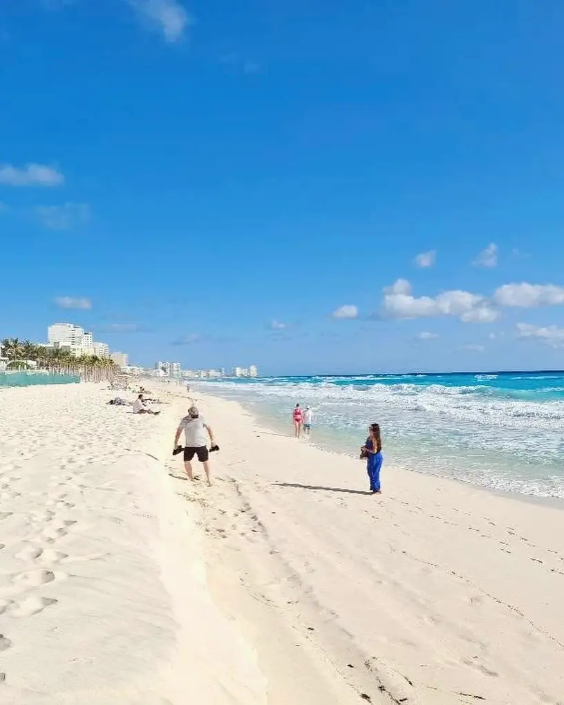 Playa marlin en la zona hotelera de cancun