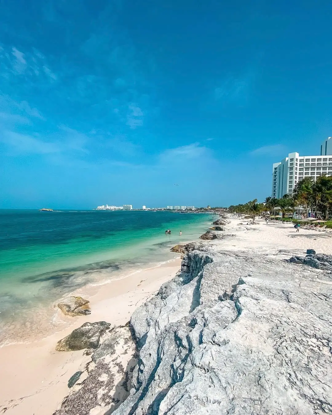 playa tortugas zona arquelogica de cancún